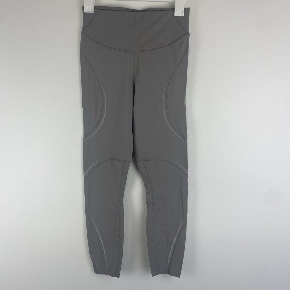 Lululemon Women's Base Pace High Rise Reflective 25" Leggings Size 6 Gull Gray